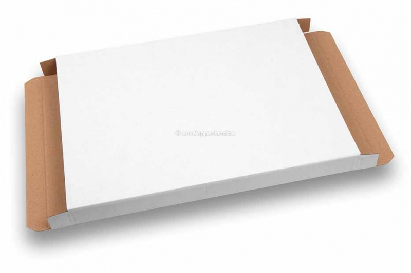 Postdozen met zijsluiting (opgezet, nog niet gevuld)