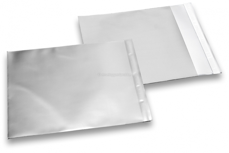Zilver gekleurde mat metallic folie enveloppen - 165 x 165 mm