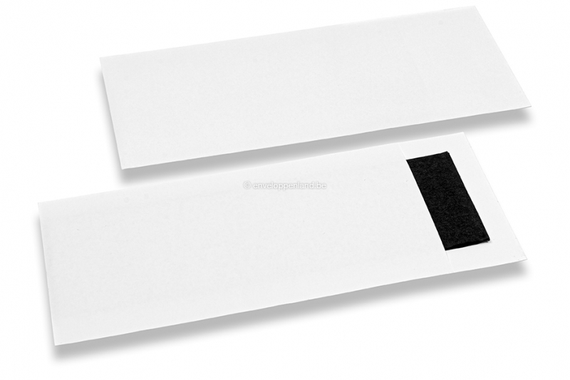 Bestekzakjes wit zonder bestek insnede + zwart servet