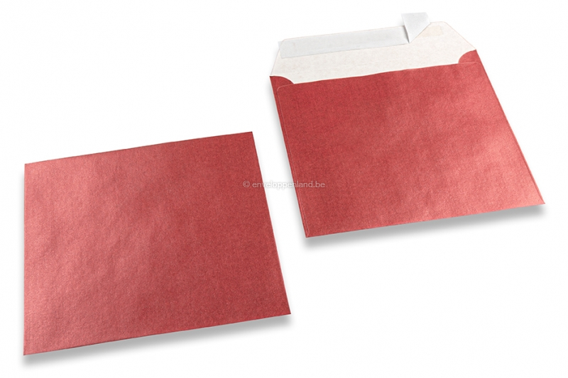 Rood gekleurde enveloppen parelmoer - 155 x 155 mm
